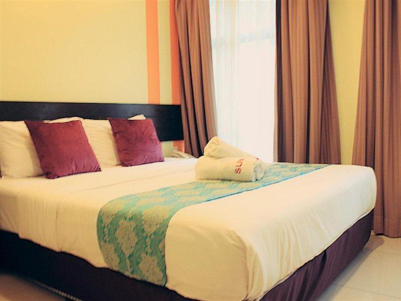 Sun Inns Meru Raya Ίπο Εξωτερικό φωτογραφία