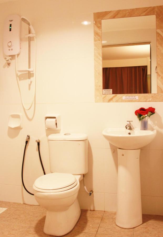 Sun Inns Meru Raya Ίπο Εξωτερικό φωτογραφία